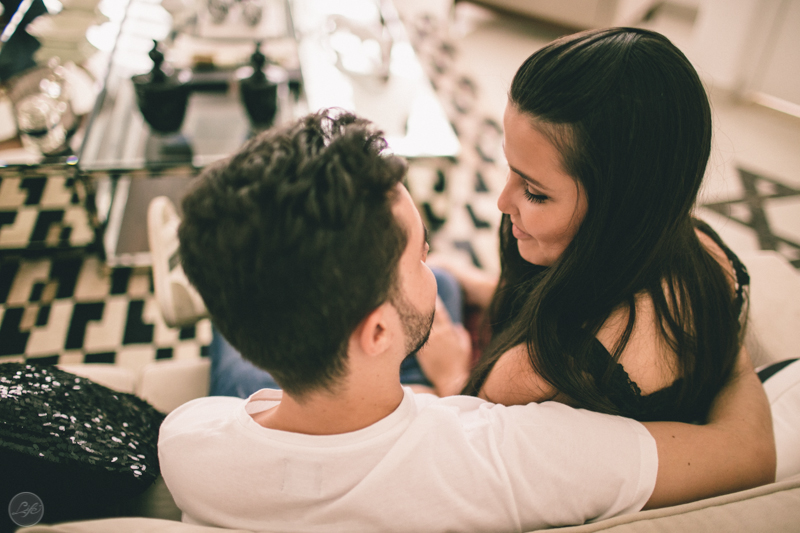 Ensaio Pré Casamento Wedding André e Rafaelly Alex Oliveira Cyndi Lara Melhor fotógrafo de Casamento de Sorocaba Fotos criativas Ensaio em CasaLuz Natural Casal Feliz Apaixonados