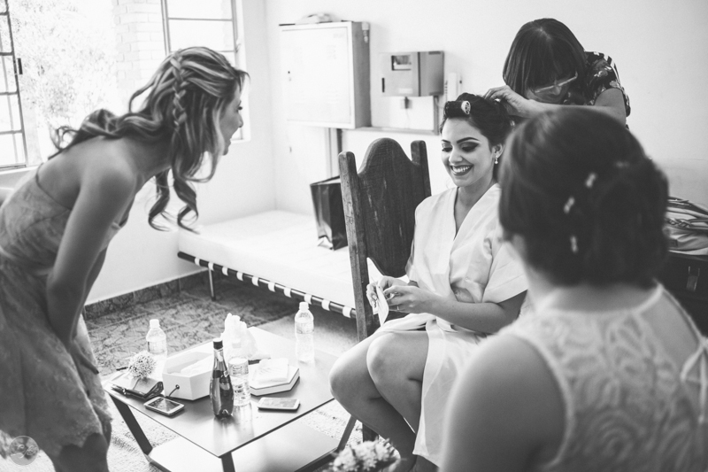 Casamento Laís e Thiago, Life Fotografia Criativa, Pessoas felizes, Case de dia, Alex Oliveira, Cyndi Omoto, Espaço Éden, noiva se arrumando