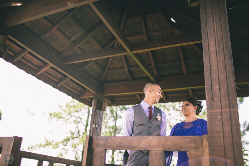 Casamento Laís e Thiago, Life Fotografia Criativa, Pessoas felizes, Case de dia, Alex Oliveira, Cyndi Omoto, Espaço Éden, noivo e mãe