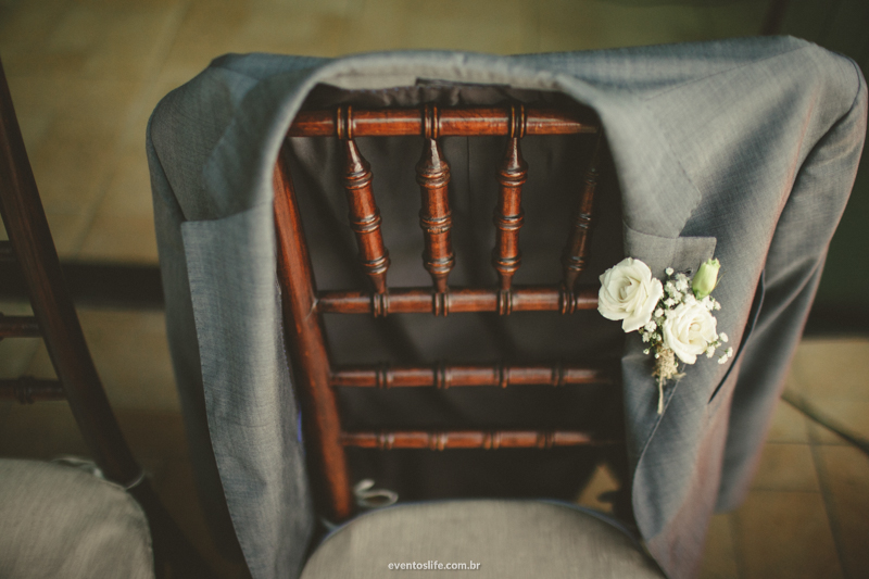 casamento kaká e victor, chacara vo toninha, sorocaba, sp, life fotografia, case de dia, bola de neve, casamento rustico, terno do noivo, lapela, cerimonia