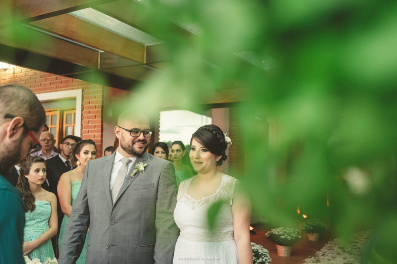 casamento kaká e victor, chacara vo toninha, sorocaba, sp, life fotografia, case de dia, bola de neve, casamento rustico, cerimonia, olhar do noivo, fotografia criativa