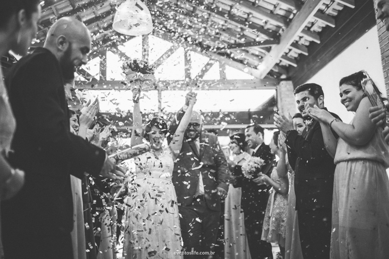 casamento kaká e victor, chacara vo toninha, sorocaba, sp, life fotografia, case de dia, bola de neve, casamento rustico, cerimonia, comemoracao, saida dos noivos, corredor de padrinhos