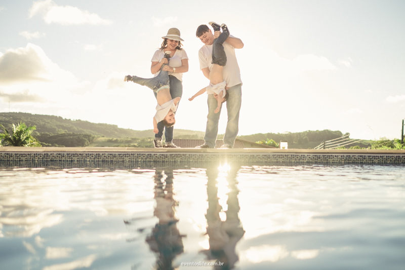 Ensaio familia, casal, filhos, crianças, fotografia criativa, espontanea, life fotografia, diversao em familia, brincadeira de criança