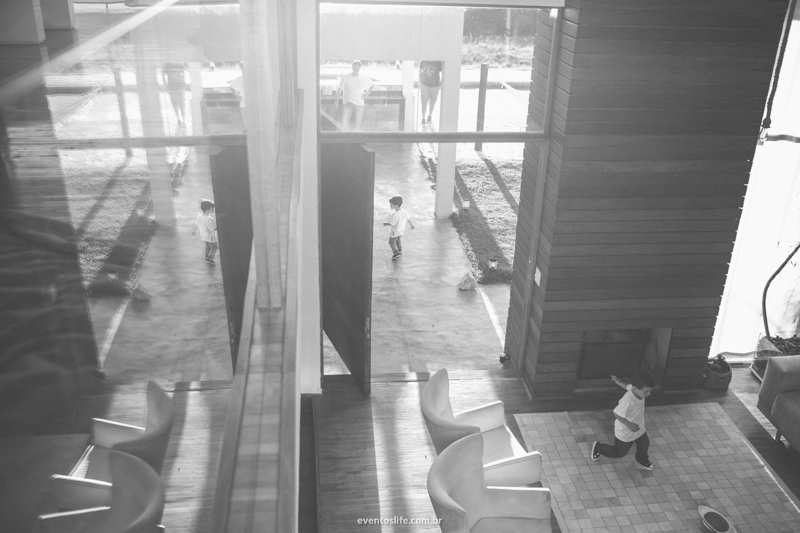 Ensaio familia, casal, filhos, crianças, fotografia criativa, espontanea, life fotografia, filhos brincando, se divertindo, correndo pela casa