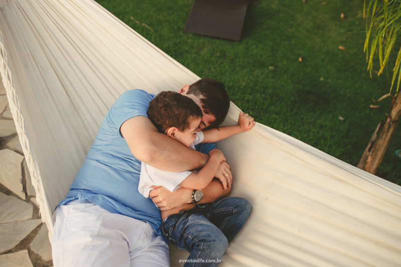 Ensaio familia, casal, filhos, crianças, fotografia criativa, espontanea, life fotografia, abraços, beijos, carinho de pai