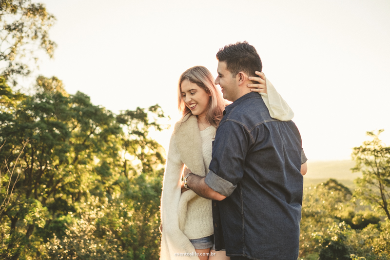 ensaio fotografrico, sessao de fotos, ensaio casal, natureza, montanha, frio, amor, love, noivos, namorados, fiance, bride and groom, priscila e lucas, life fotografia, criativa, espontanea, romantico