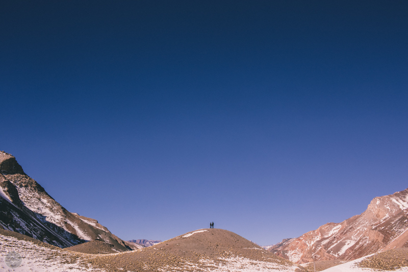 Mendoza Argentina Vini e Bete Life Fotografia Destination Photographer Fotografia espontânea ensaio casal detalhes reflexo viagem