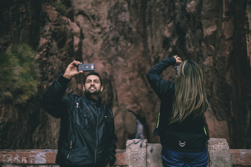 Mendoza Argentina Vini e Bete Life Fotografia Destination Photographer Fotografia espontânea ensaio casal selfie namorados fotos