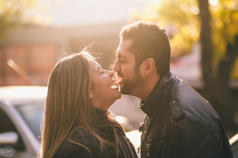 Mendoza Argentina Vini e Bete Life Fotografia Destination Photographer Fotografia espontânea ensaio casal fumaça bafo