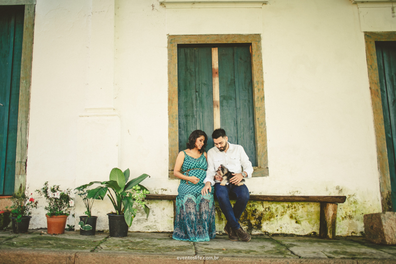 Ensaio gestante fotografia criativa espontânea na fazenda de dia pôr do sol sunset life fotografia sorocaba itu fazenda vassoural family casa antiga