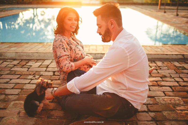 Ensaio gestante fotografia criativa espontânea na fazenda de dia pôr do sol sunset life fotografia sorocaba itu fazenda vassoural primogênito