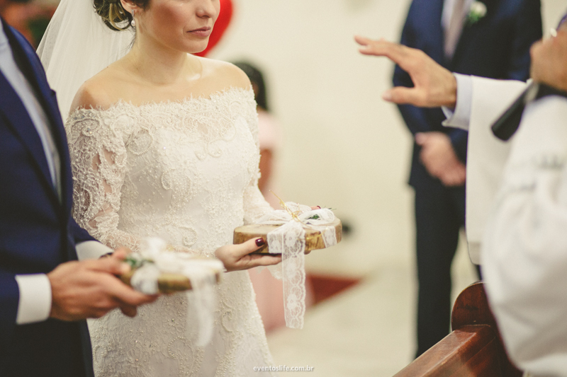 Casamento Desirée e Renan São Roque Life Fotografia Sorocaba Luz Natural Fotografia Criativa Espontânera Wedding phtographer alianças