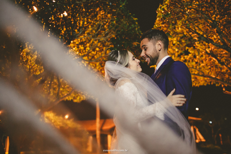 Casamento Desirée e Renan São Roque Life Fotografia Sorocaba Luz Natural Fotografia Criativa Espontânera Wedding phtographer foto de casal