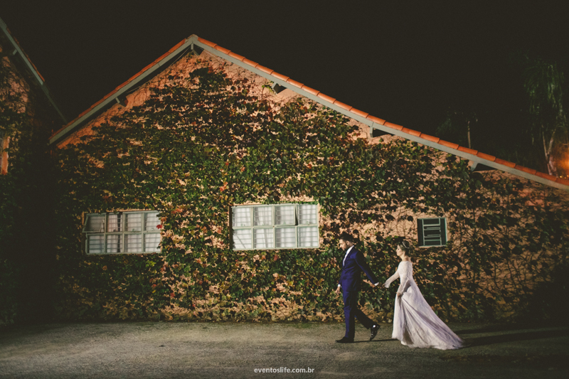 Casamento Desirée e Renan São Roque Life Fotografia Sorocaba Luz Natural Fotografia Criativa Espontânera Wedding phtographer casinha com parede de erva