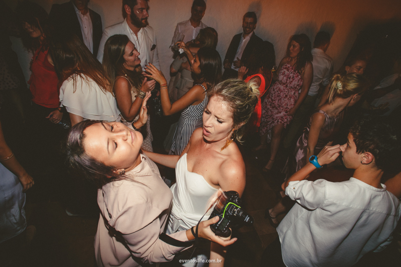 Casamento Camila e Jared, Wedding day, Life Fotografia, case de dia, Fotografia de casamento Sorocaba, Fotografia criativa, festa de casamento, destination wedding, festa animada, party rock