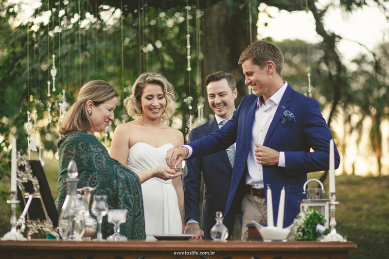 Casamento Camila e Jared, Wedding day, Life Fotografia, case de dia, Fotografia de casamento Sorocaba, Fotografia criativa, Cerimônia, groomsmen, bestman, aliança, celta