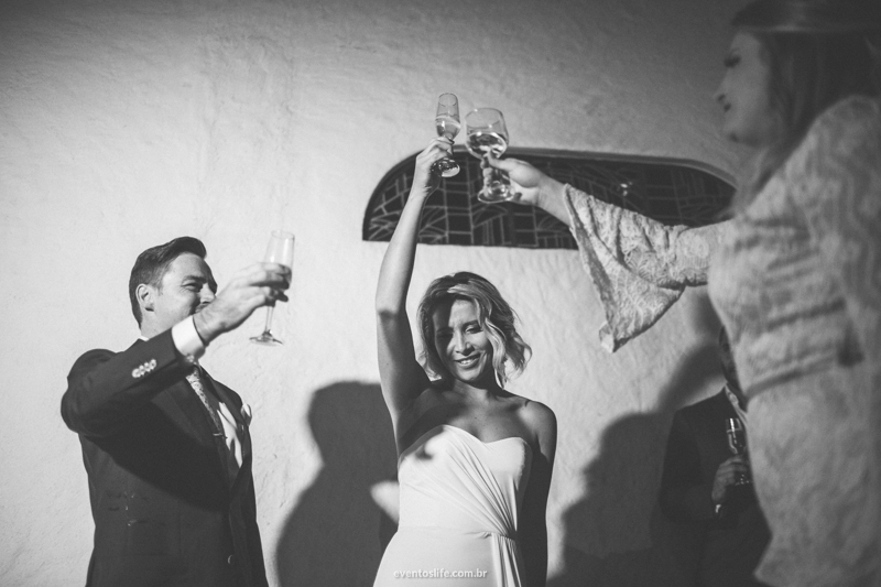 Casamento Camila e Jared, Wedding day, Life Fotografia, case de dia, Fotografia de casamento Sorocaba, Fotografia criativa, brinde dos noivos, teers