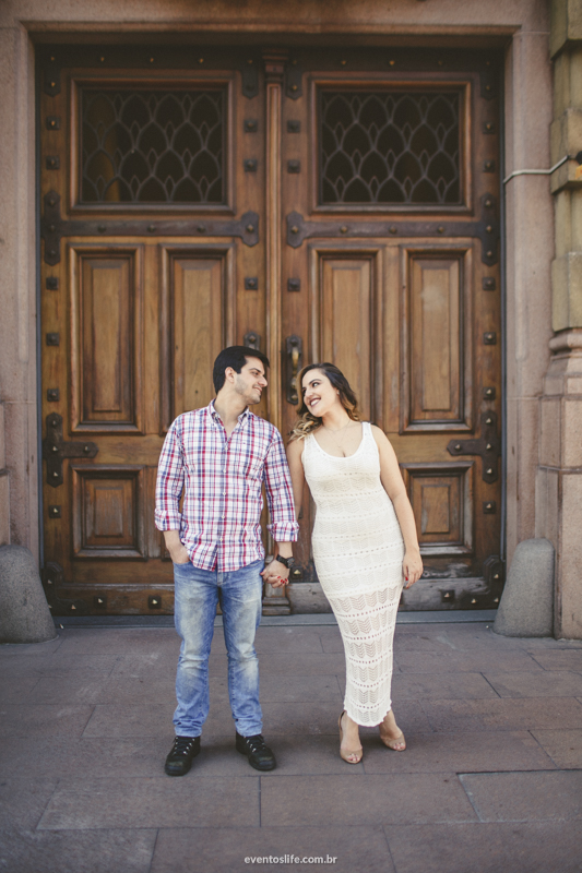 Ensaio em São Paulo Casal Pré Casamento Pré Wedding Centro Velho Fotografia Criativa e Espontânea Noivos Life Fotografia diva