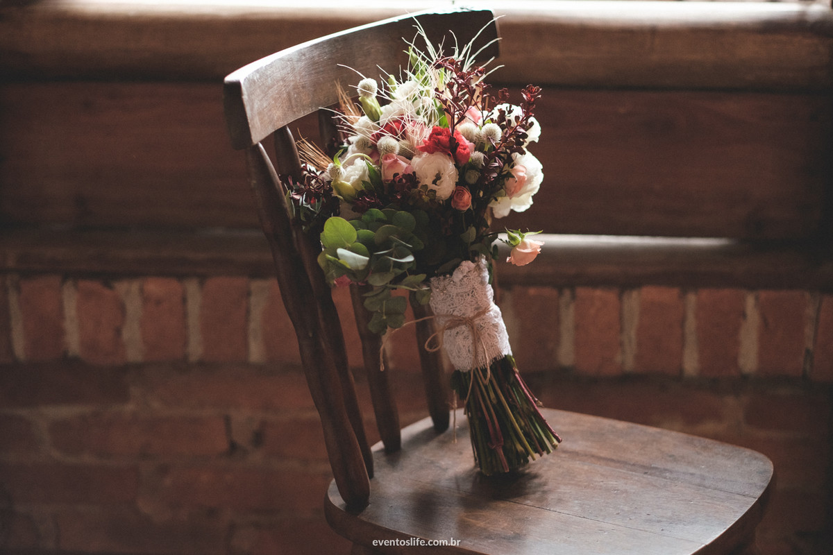 Decoração para casamento, casamento de dia, decoração rústica, wedding decor, detalhes, casamento verde, greenery weeding, bouquet, buquê, buquê feito pela noiva, DIY