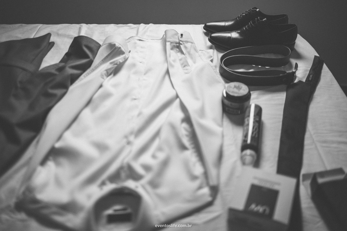 Making of noivo, acessório do noivo, groom, roupa do noivo, camisa, dia de casamento, fotógrafo de casamento