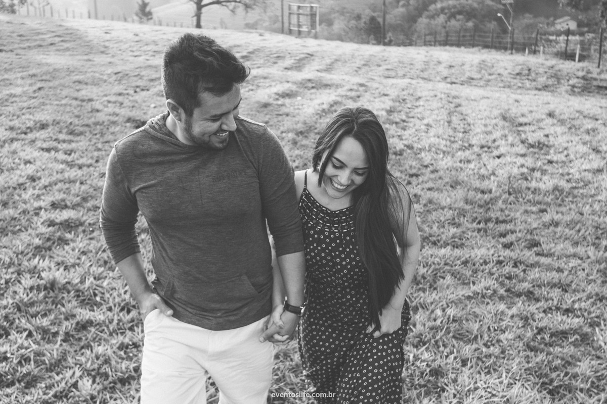 Ensaio casal, Ensaio de dia, Life Fotografia, Cyndi Omoto, Alex Oliveira, Pre casamento, Pré-Wedding, sessão de fotos, Fotografia espontânea, sorriso espontâneo