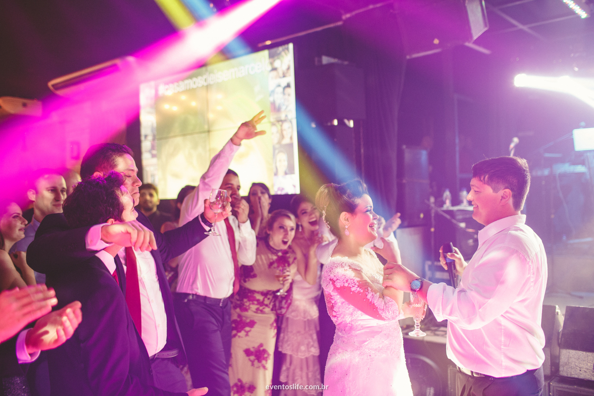 Casamento Deise e Marcelo, Fotografia de casamento, Fotografia de casamento Sorocaba, São Paulo, Wedding, Life Fotografia, Cyndi Omoto, Alex Oliveira, Fotografia espontânea, Criativa, Diferente, noivo cantando para a noiva, surpresa diferente no casamento