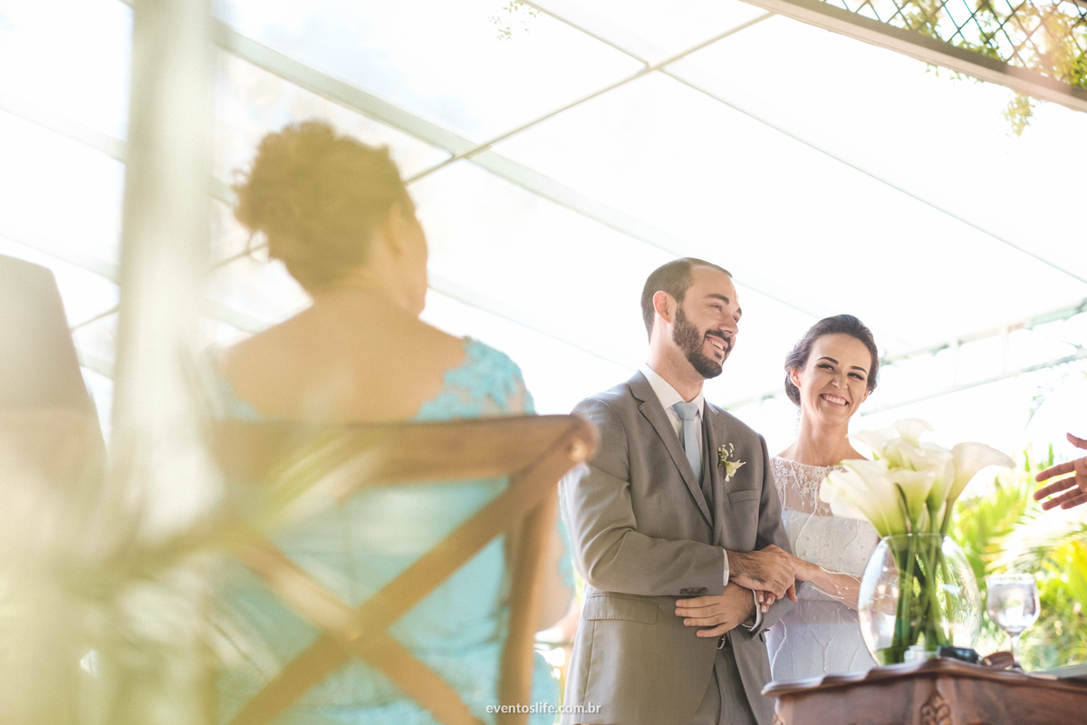 Casamento Laís e Fernando, Life Fotografia, Cyndi Omoto, Alex Oliveira, Chácara Santa Victória, Case de dia, Casamento Adventista, Fotografia espontânea, fotografia criativa, fotografia de casamento São Paulo, Cerimônia, noivos
