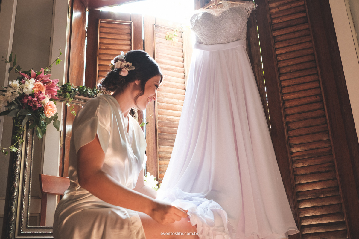 Casamento Ingrid e Cri Life Fotografia Capolino Sorocaba Mini Wedding Fotografia espontânea Documental Alex Oliveira Cyndi Omoto Case de Dia making of bride noiva Simone Nole Vestido da noiva Rafael Maluzi