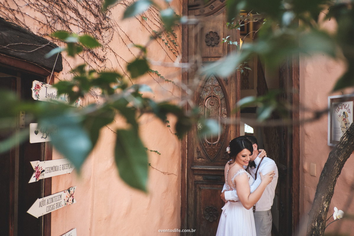 Casamento Ingrid e Cri Life Fotografia Capolino Sorocaba Mini Wedding Fotografia espontânea Documental Alex Oliveira Cyndi Omoto Case de Dia First look noivos se vendo antes da cerimônia