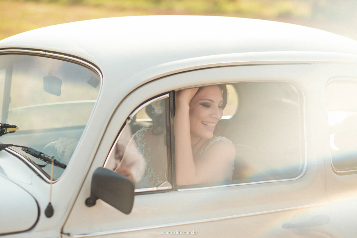 Casamento Ingrid e Cri Life Fotografia Capolino Sorocaba Mini Wedding Fotografia espontânea Documental Alex Oliveira Cyndi Omoto Case de Dia First look noivos se vendo antes da cerimônia noiva linda Fotografia Criativa