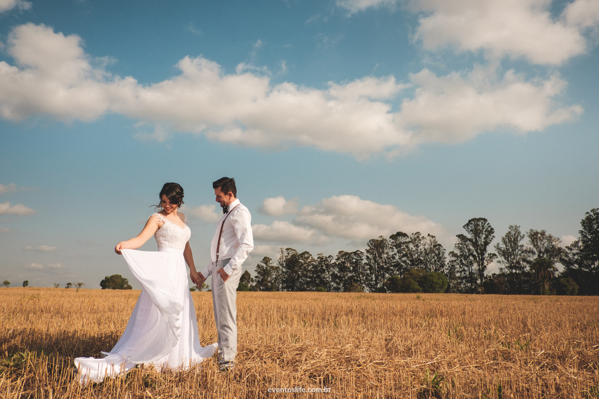 Casamento Ingrid e Cri Life Fotografia Capolino Sorocaba Mini Wedding Fotografia espontânea Documental Alex Oliveira Cyndi Omoto Case de Dia First look noivos se vendo antes da cerimônia noiva linda Fotografia Criativa