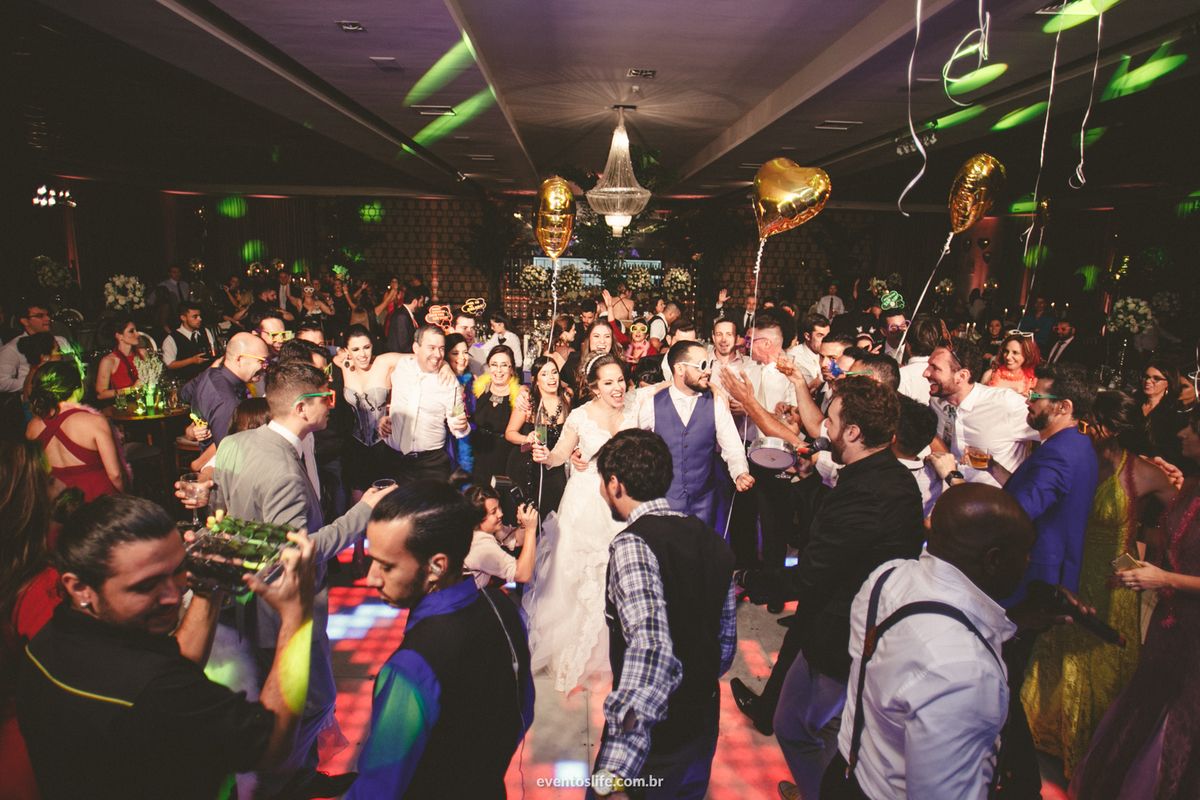 Casamento Thalita e Adriano, Limeira - SP, Destination Wedding, Destination Photographer, Life Fotografia, Cyndi Omoto, Alex Oliveira, Fotografia Criativa de casamento, Espontânea, Casamento 2018, Inspiração para casamento, noivos na pista de dança