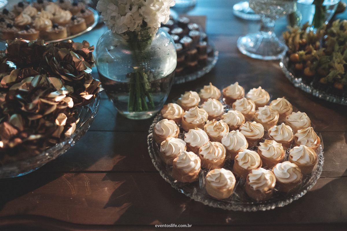 Casamento Thalita e Adriano, Limeira - SP, Destination Wedding, Destination Photographer, Life Fotografia, Cyndi Omoto, Alex Oliveira, Fotografia Criativa de casamento, Espontânea, Sou noiva, Inspiração para casamento, Noivas 2018, doces, mesa do bolo