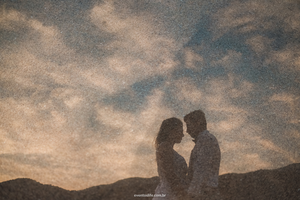 ensaio fotográfico na praia paradisíaca Ilha Bela Bonete São Paulo Brasil Trash The Dress Noivos Life Fotografia de Casamento Sorocaba Noivas 2018 Destination Photographers Beach Lua de Mel Honey Moon Fotografia Diferente Dupla Exposição
