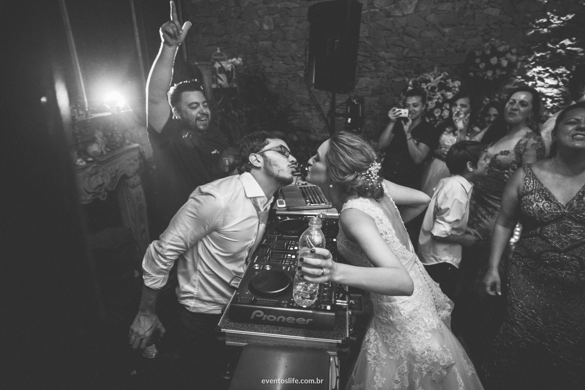 Casamento Ketelin e Bruno, Chateau Du Plas, Case de Dia, Lugar para casamentos incrível, Life Fotografia, Fotografia de casamento Sorocaba, Criativo, Casamento diferente, Noivas 2018, Amor, Festa de casamento, recepção, pista, dançando