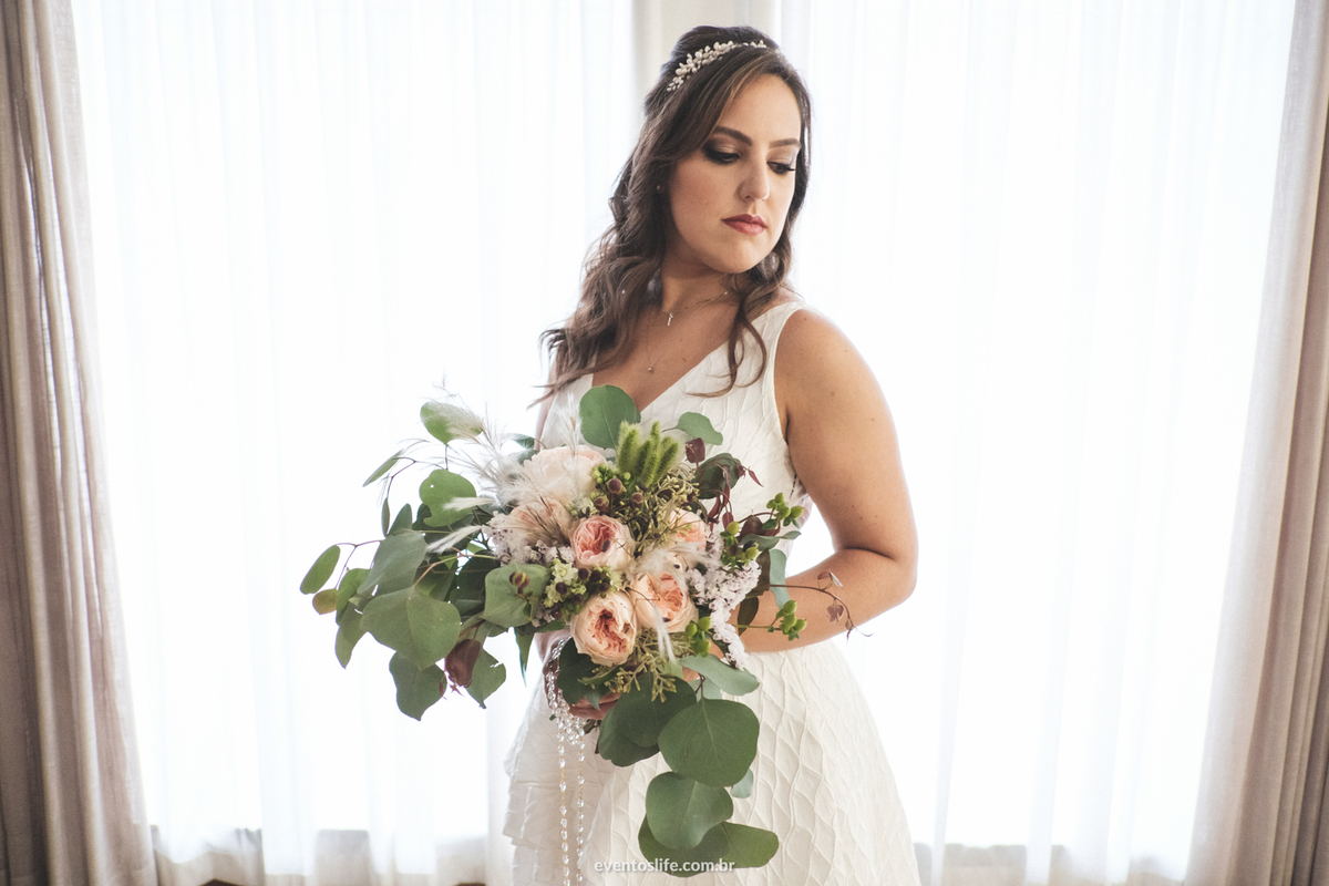 Casamento Marcella e Eduardo, Life Fotografia Criativa de Casamento Sorocaba, São Paulo, Oca Tupiniquim, Destination Wedding, Destination Photographers, Capela da Puc, Puntuale, Nina Vintage, Dream Catcher, Tom Volpato, Noivas 2018, Fotografia Espontânea