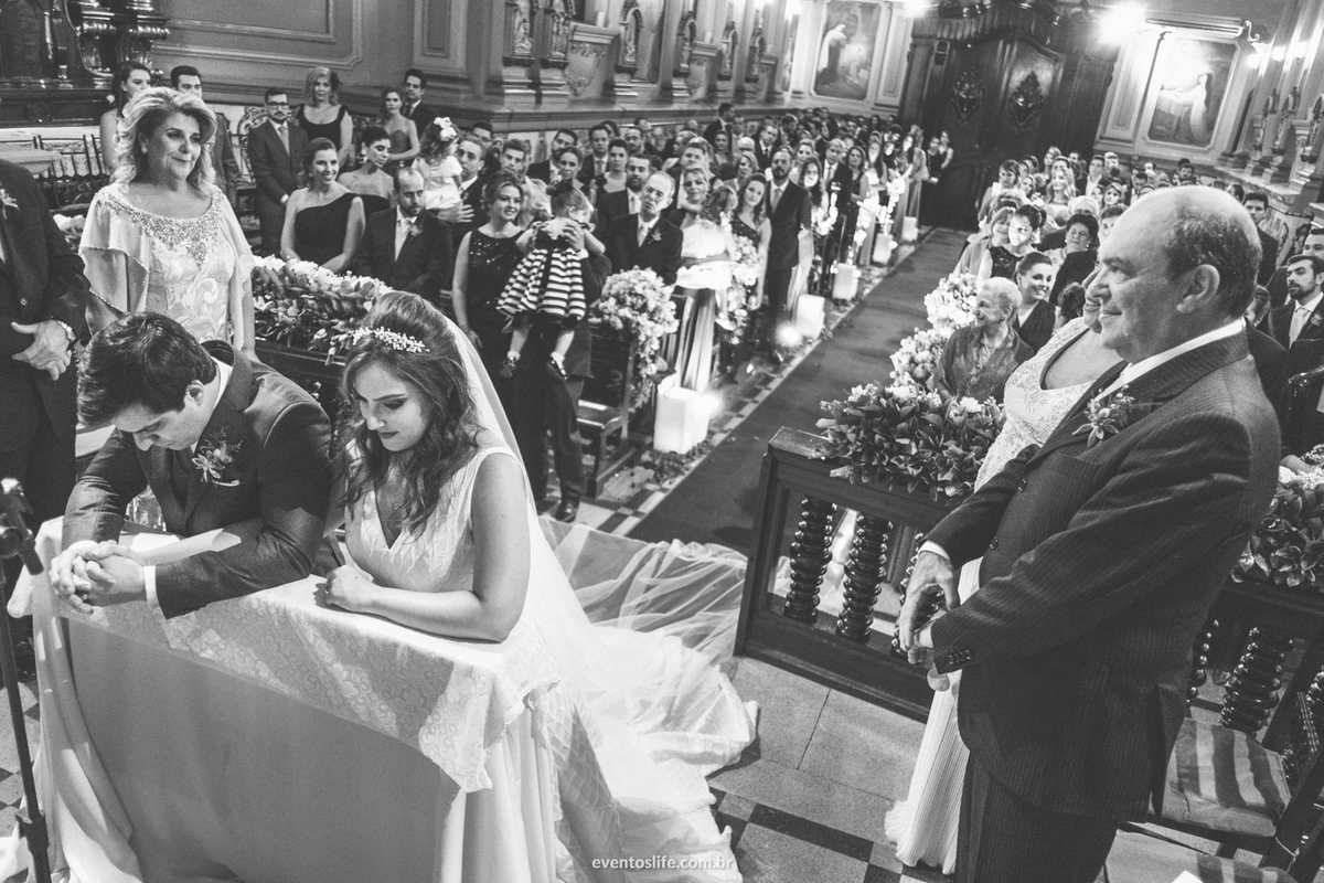 Casamento Marcella e Eduardo, Life Fotografia Criativa de Casamento Sorocaba, São Paulo, Oca Tupiniquim, Destination Wedding, Destination Photographers, Capela da Puc, Puntuale, Nina Vintage, Dream Catcher, Tom Volpato, Noivas 2018, Fotografia Espontânea