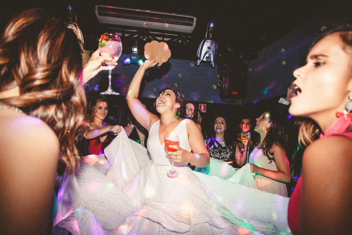 Casamento Marcella e Eduardo, Life Fotografia Criativa de Casamento Sorocaba, São Paulo, Oca Tupiniquim, Destination Wedding, Destination Photographers, Capela da Puc, Puntuale, Nina Vintage, Dream Catcher, Tom Volpato, Noivas 2018, Fotografia Espontânea