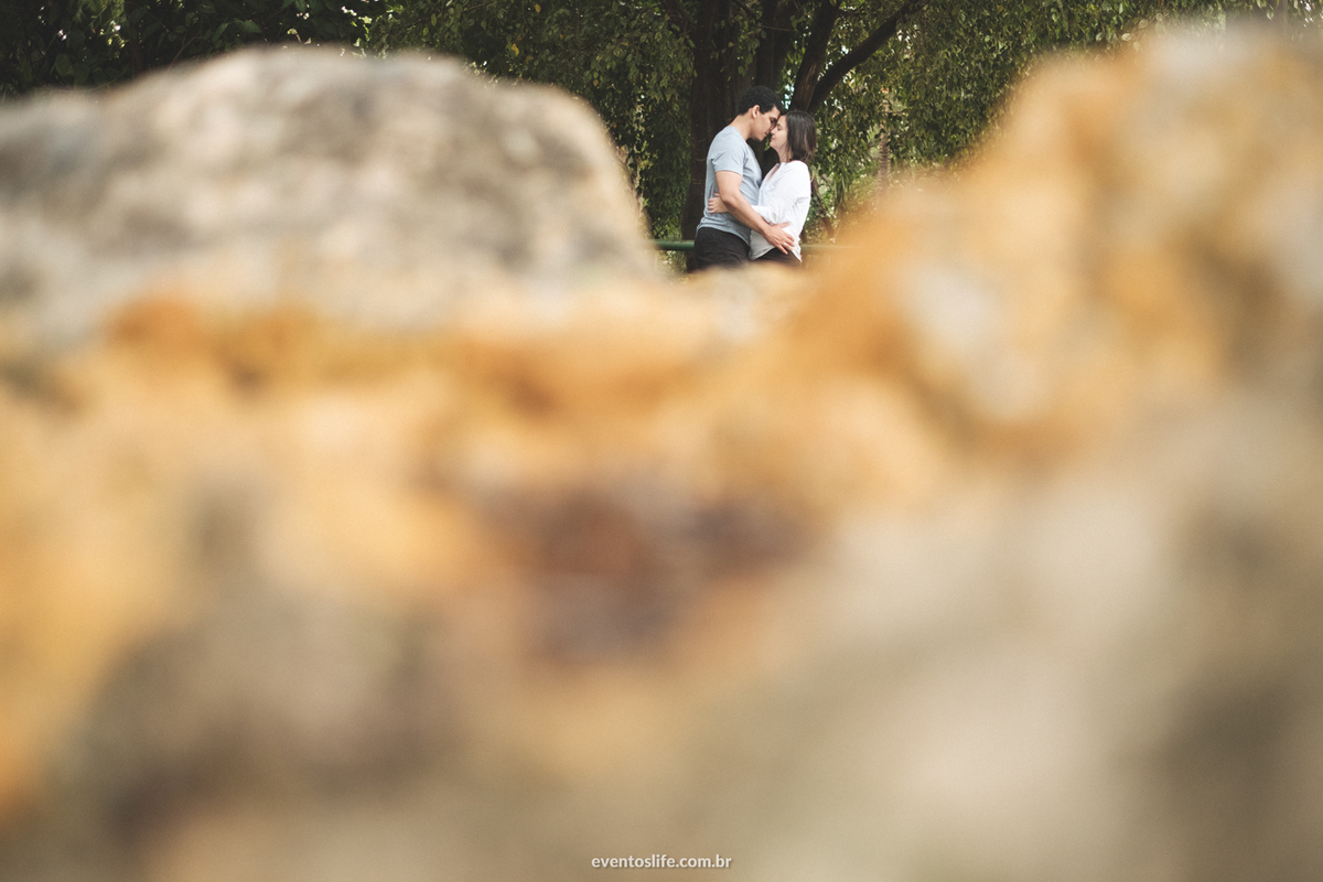 Ensaio Casal, Pré casamento, pré wedding, fotos em casa, namorados, noivos, vida a dois, amor, união, Life Fotografia, Cyndi Omoto, Alex Oliveira, Fotografia Criativa, Fotografia Espontânea, Melhor fotógrafo de Sorocaba