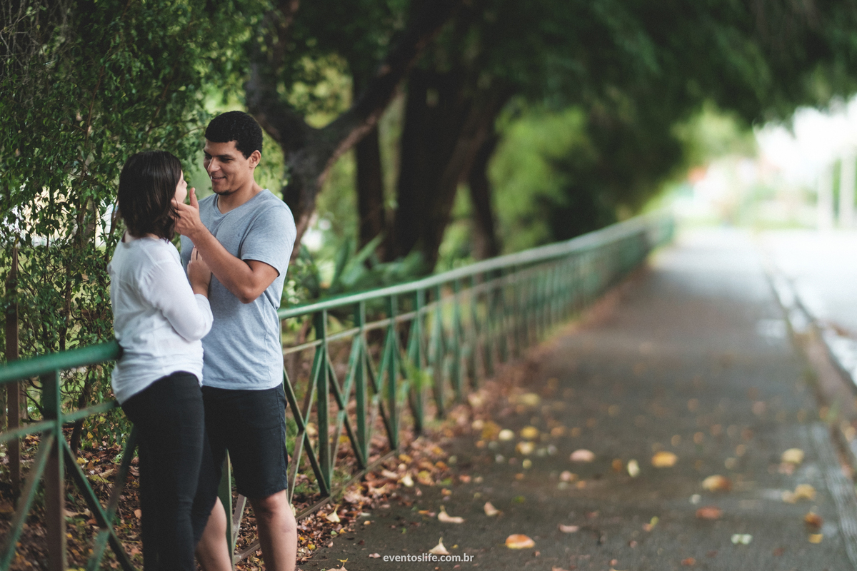 Ensaio Casal, Pré casamento, pré wedding, fotos em casa, namorados, noivos, vida a dois, amor, união, Life Fotografia, Cyndi Omoto, Alex Oliveira, Fotografia Criativa, Fotografia Espontânea, Melhor fotógrafo de Sorocaba