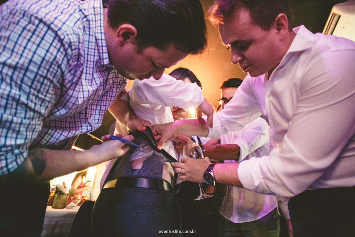 Casamento de dia Santa Victória Sorocaba Amanda e Bruno, Life Fotografia, Cyndi Omoto, Alex Oliveira, Trio Macaíba, Fotografia de casamento Sorocaba, Luz Natural, Noivas 2018, Vou casar, cerimônia, grande dia, yes i do, enfim casados, recepção, gravata