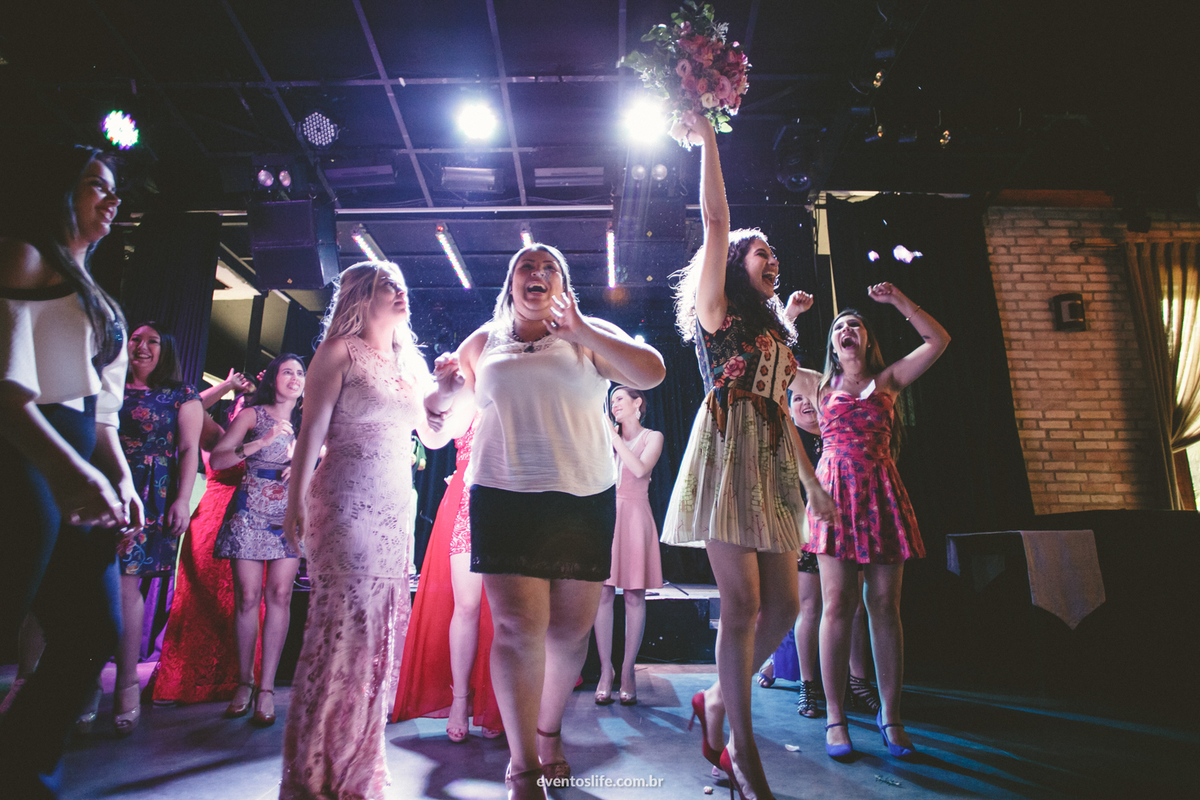 Casamento de dia Santa Victória Sorocaba Amanda e Bruno, Life Fotografia, Cyndi Omoto, Alex Oliveira, Trio Macaíba, Fotografia de casamento Sorocaba, Luz Natural, Noivas 2018, Vou casar, cerimônia, grande dia, yes i do, enfim casados, recepção, buquê
