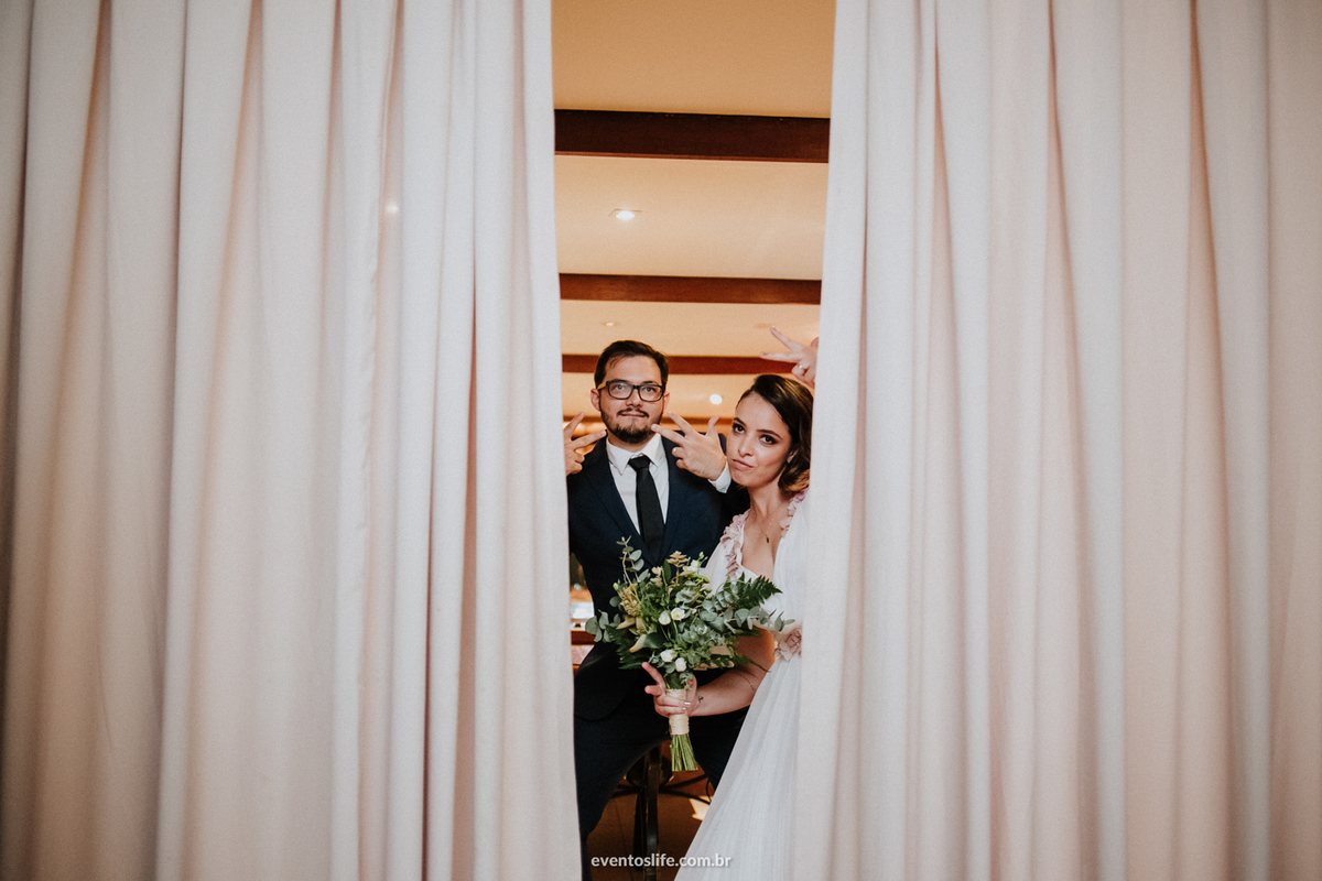 Casamento Camila e Guilherme, Fotógrafo de Casamento Sorocaba, Bendita Cafeína, Life Fotografia, Chácara Santa Victória, Case de dia, Inspiração para noivas, be bride, noivas 2018, fotografia espontânea, Sacré Sucrê, entrada dos noivos no salão, festa