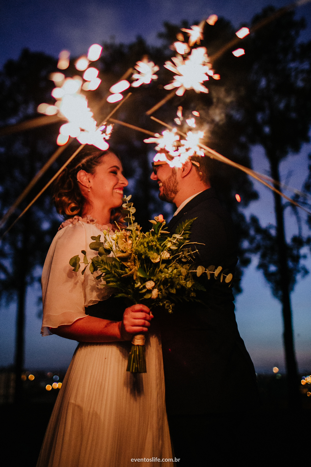 Casamento Camila e Guilherme, Fotógrafo de Casamento Sorocaba, Bendita Cafeína, Life Fotografia, Chácara Santa Victória, Case de dia, Inspiração para noivas, be bride, noivas 2018, fotografia espontânea, Sacré Sucrê, Capela Santiago, sparkles