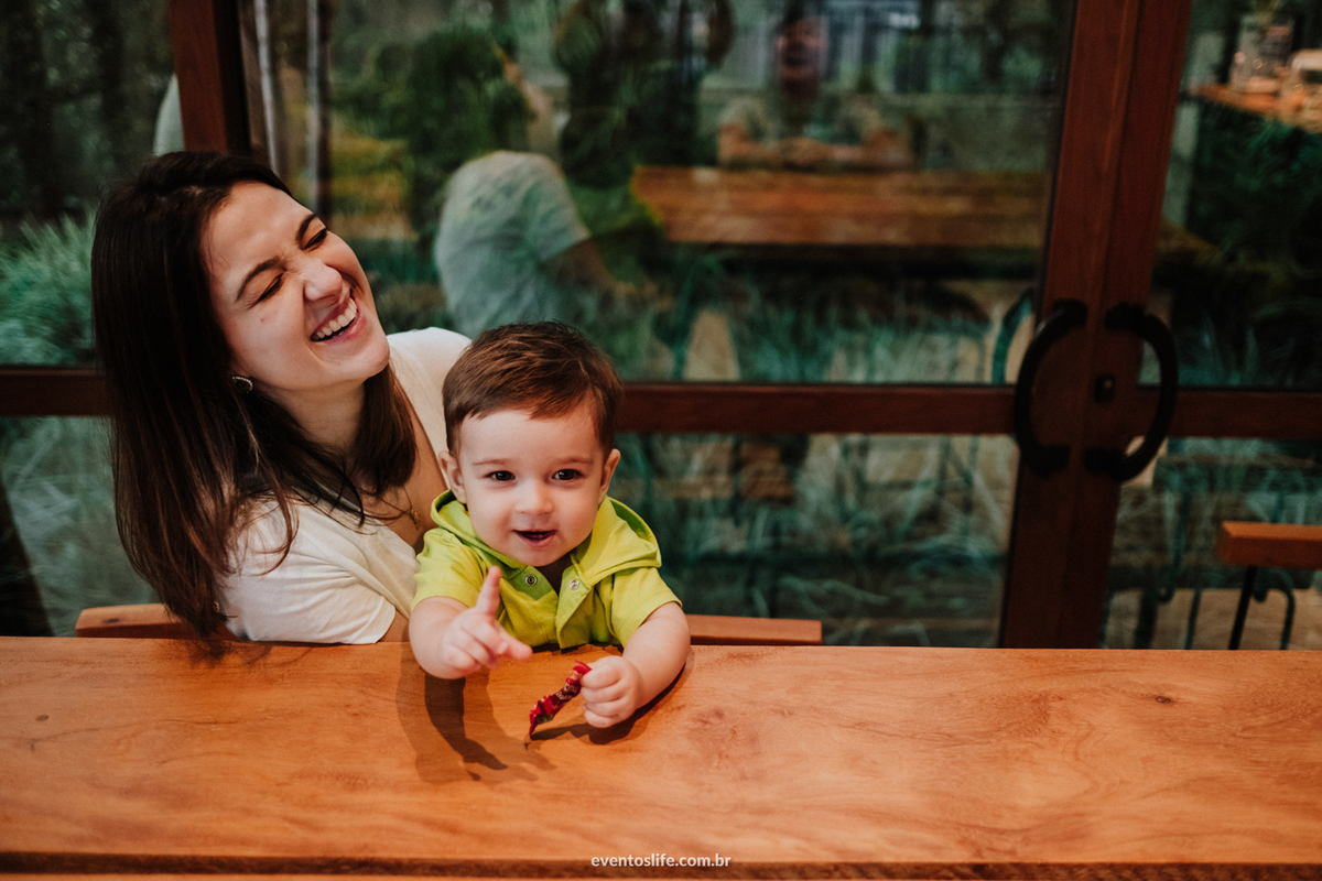 Ensaio família, sessão de fotos, fotografia espontânea, Life Fotografia Sorocaba, São Paulo, Interior, family, acompanhamento do bebê, crescimento do bebê, fotos de bebê, primeiro ano de vida, dinossauros, documental, cafés especiais sorocaba