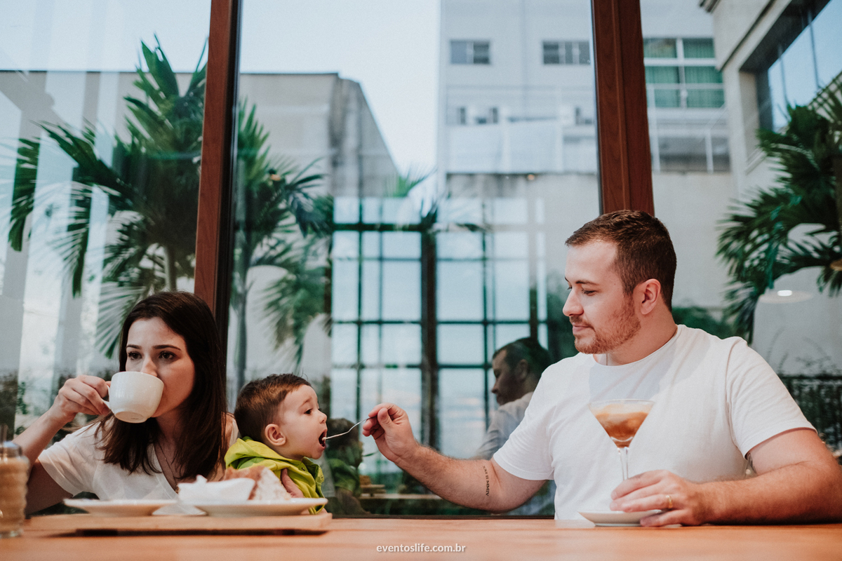 Ensaio família, sessão de fotos, fotografia espontânea, Life Fotografia Sorocaba, São Paulo, Interior, family, acompanhamento do bebê, crescimento do bebê, fotos de bebê, primeiro ano de vida, dinossauros, documental, bendita cafeína sorocana