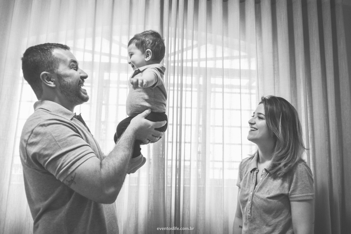 Ensaio família, sessão de fotos, fotografia espontânea, Life Fotografia Sorocaba, São Paulo, Interior, family, acompanhamento do bebê, crescimento do bebê, fotos de bebê, primeiro ano de vida, dinossauros, documental, primogênito