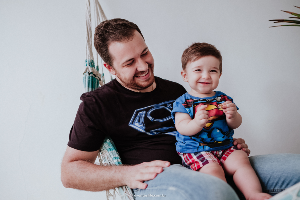 Ensaio família, sessão de fotos, fotografia espontânea, Life Fotografia Sorocaba, São Paulo, Interior, family, acompanhamento do bebê, crescimento do bebê, fotos de bebê, primeiro ano de vida, dinossauros, documental, bebê simpático