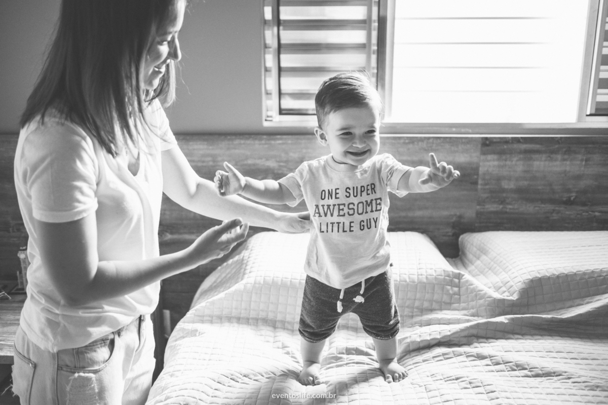 Ensaio família, sessão de fotos, fotografia espontânea, Life Fotografia Sorocaba, São Paulo, Interior, family, acompanhamento do bebê, crescimento do bebê, fotos de bebê, primeiro ano de vida, dinossauros, documental, Mãe e filho