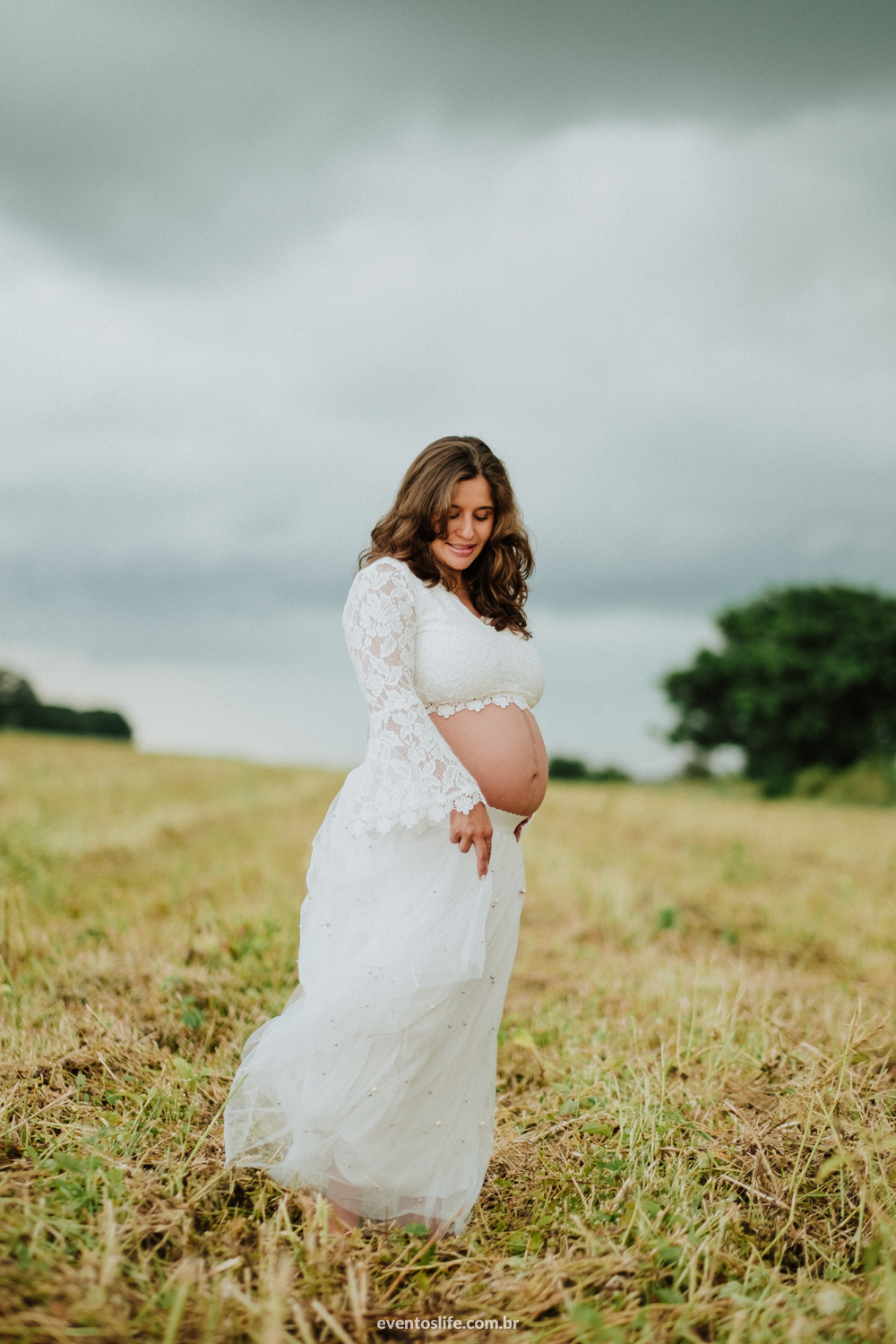 Ensaio Gestante, Life Fotografia, Cyndi Omoto, Alex Oliveira, Fotografia Gestante, Foto gestante, gravidez, gestação, pregnant, bebê, pais de cachorro, nascimento, parto, grávida, natureza, espontâneo, São Paulo, ensaio, sessão, mulher, de branco
